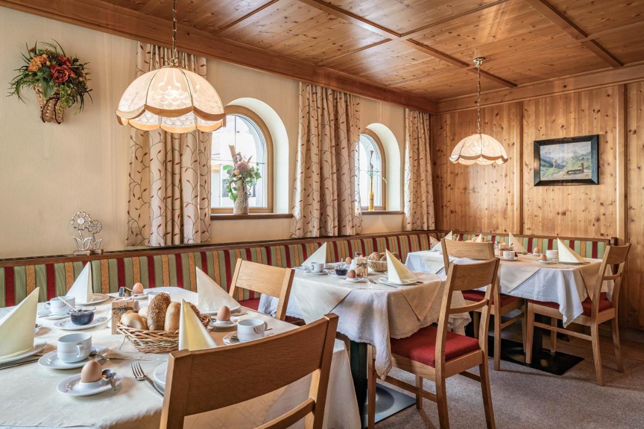 Haus Hochland Hotell Tux Exteriör bild