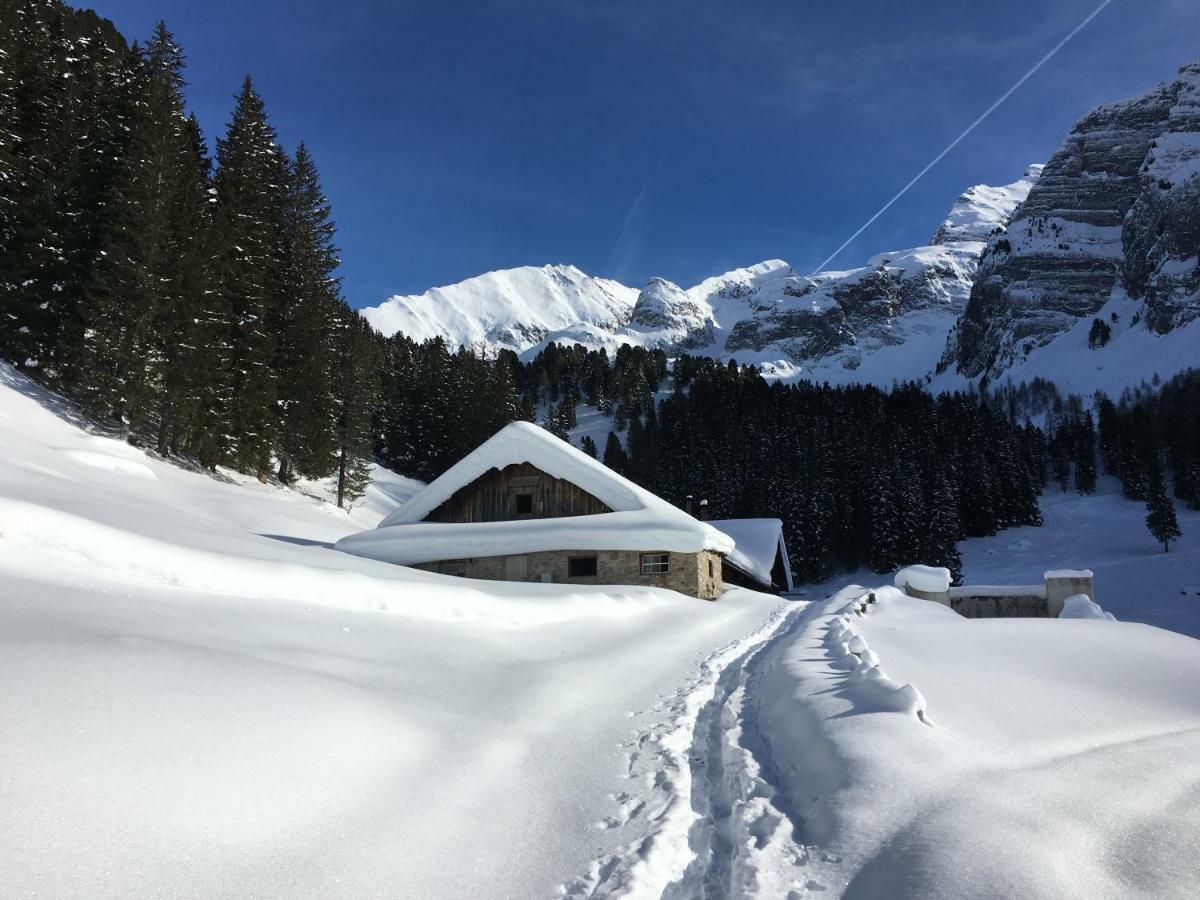 Haus Hochland Hotell Tux Exteriör bild